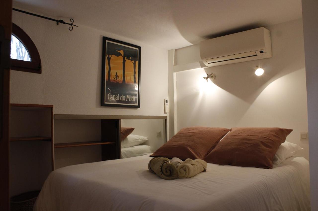Peniche Le Black Mountain Hotell Villepinte  Exteriör bild